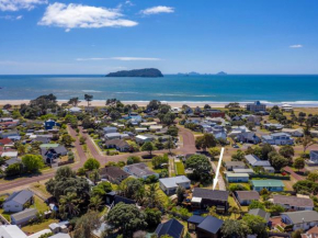 Bach on Boulevard - Pauanui Holiday Home